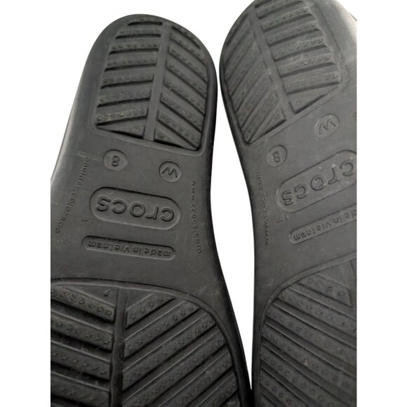 Crocs Sanrah Hammered Medallion Circle Wedge Black Thong Sandals Womens Size 8 - Picture 8 of 8